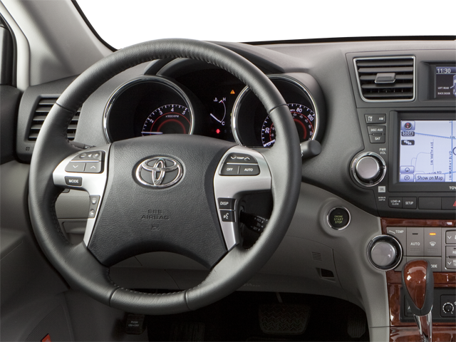2013 Toyota Highlander Base Plus photo 4