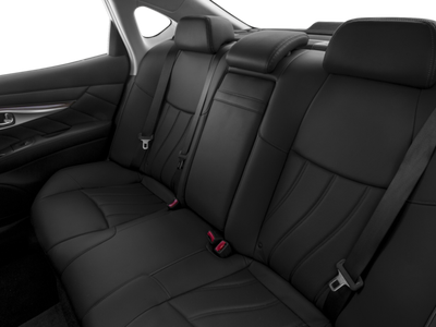 2016 INFINITI Q70 3.7