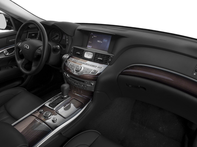 2016 INFINITI Q70 3.7