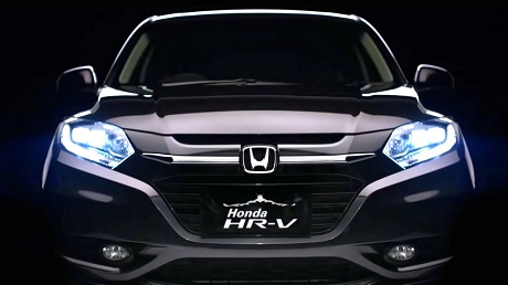 Exterior appearance of the 2021 Honda HR-V available at Royal Honda