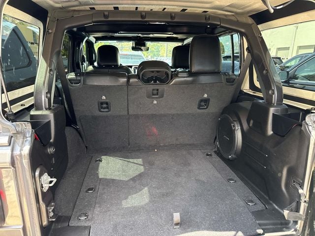 2020 Jeep Wrangler Unlimited Sahara High Altitude