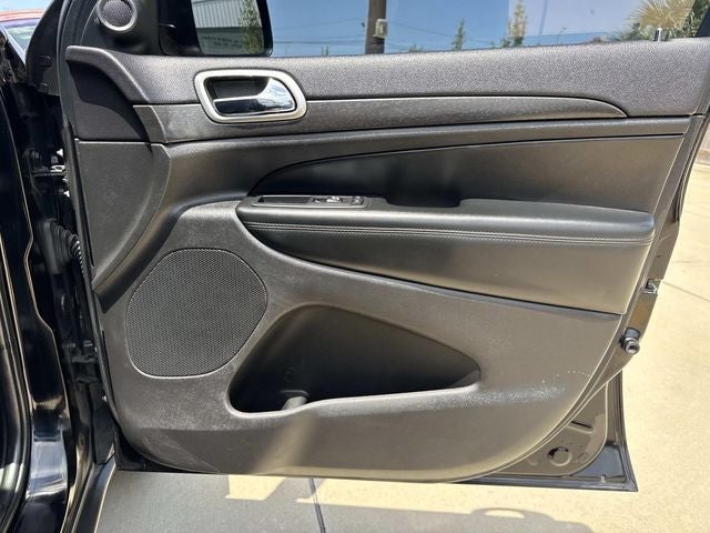 2018 Jeep Grand Cherokee Laredo E