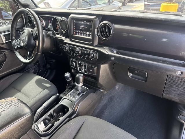 2022 Jeep Gladiator Sport