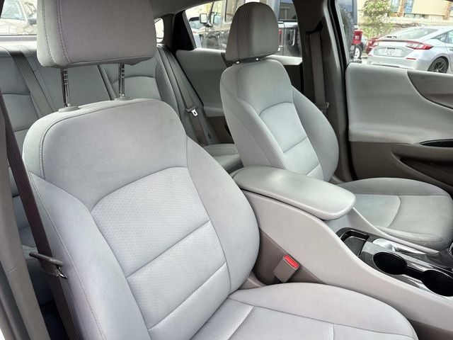 2022 Chevrolet Malibu LS 1LS