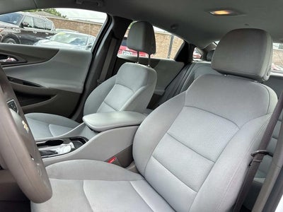 2022 Chevrolet Malibu LS 1LS