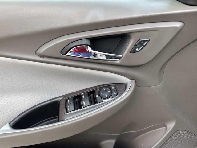 2022 Chevrolet Malibu LS 1LS