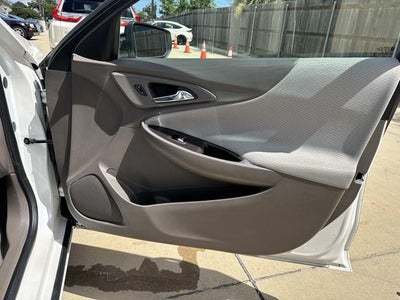 2017 Chevrolet Malibu LT 1LT