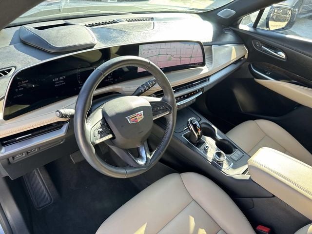 2025 Cadillac XT4 Premium Luxury