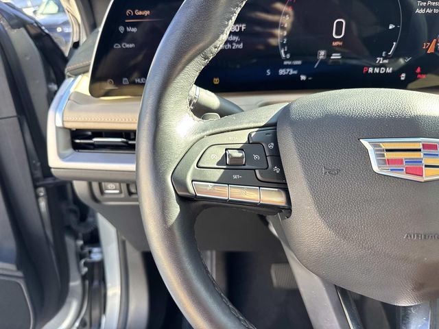 2025 Cadillac XT4 Premium Luxury