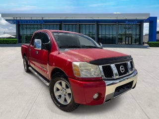 2005 Nissan Titan LE
