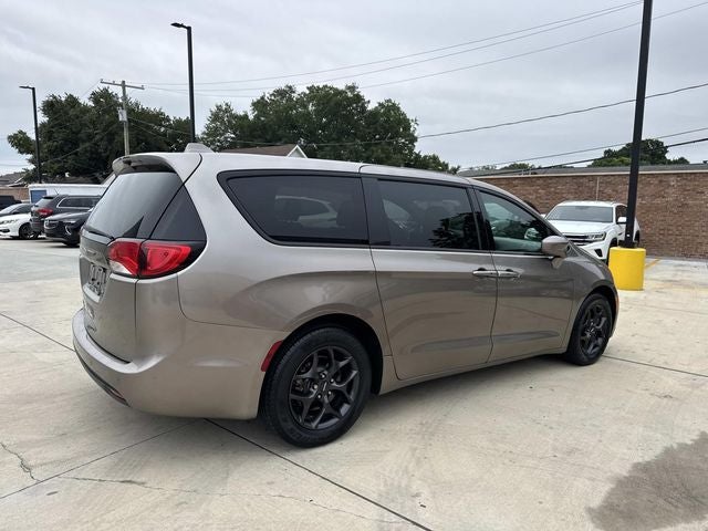 2018 Chrysler Pacifica Touring Plus