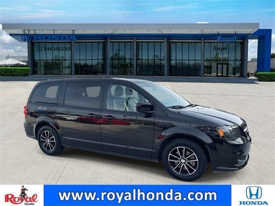 2016 Dodge Grand Caravan R/T