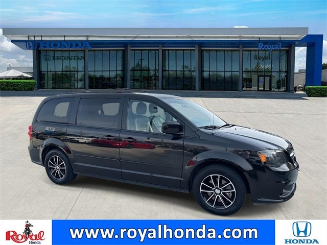 2016 Dodge Grand Caravan R/T