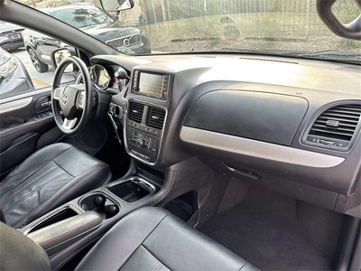 2016 Dodge Grand Caravan R/T