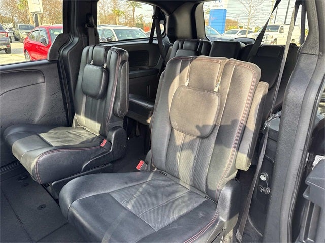 2016 Dodge Grand Caravan R/T