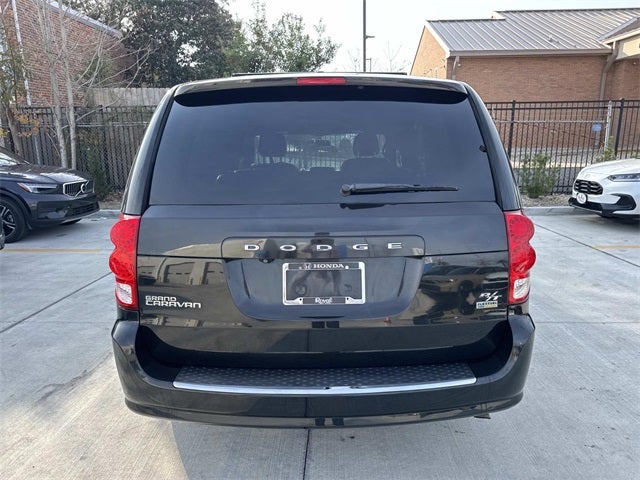 2016 Dodge Grand Caravan R/T