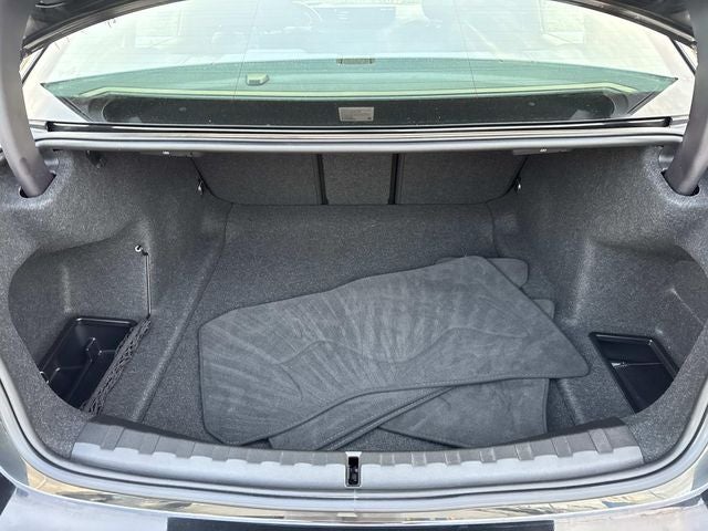 2024 BMW 3 Series 330i - Photo 8