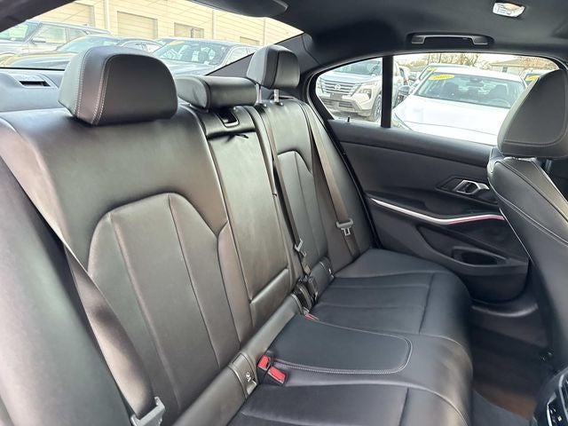 2024 BMW 3 Series 330i - Photo 9