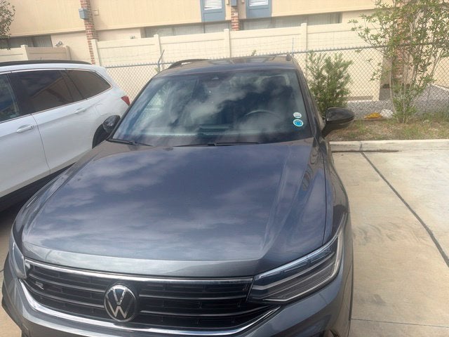 2022 Volkswagen Tiguan 2.0T SE R-Line Black