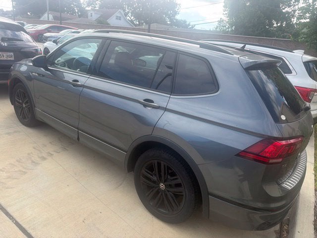 2022 Volkswagen Tiguan 2.0T SE R-Line Black