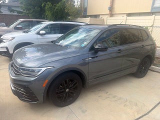 2022 Volkswagen Tiguan 2.0T SE R-Line Black