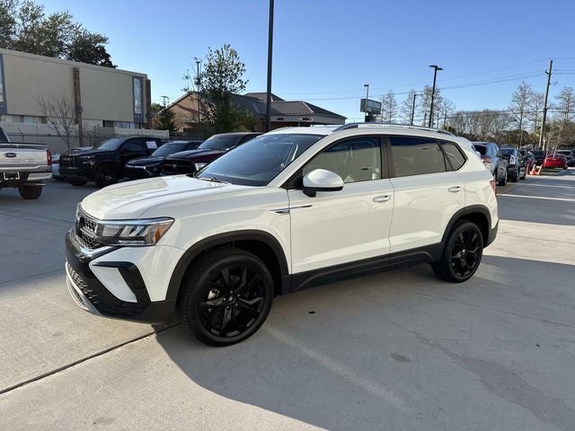 2024 Volkswagen Taos 1.5T SE