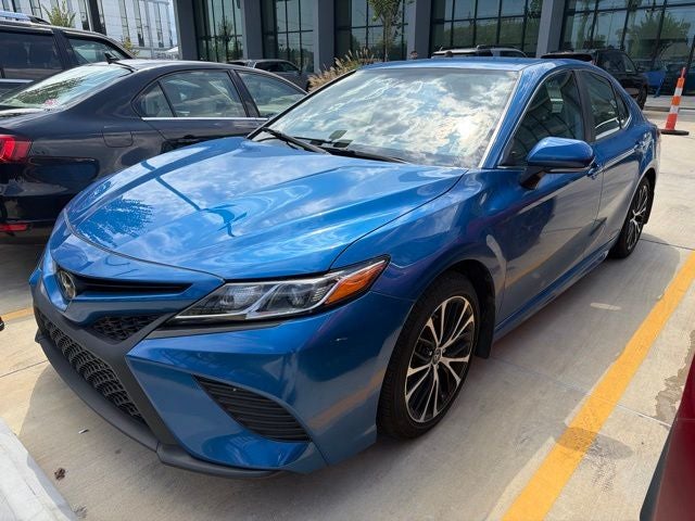 2019 Toyota Camry SE