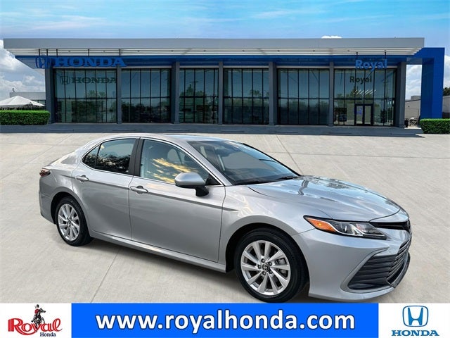 2024 Toyota Camry LE