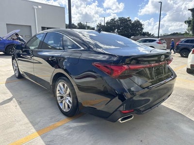 2020 Toyota Avalon XLE