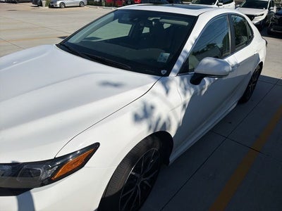 2024 Toyota Camry SE