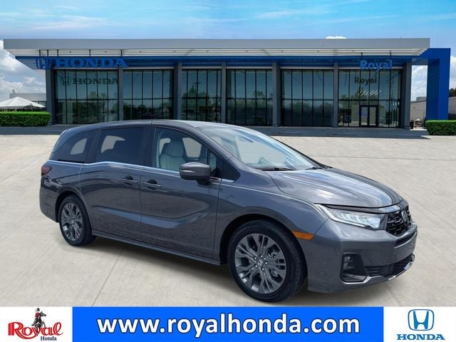 2026 Honda Odyssey Touring's photo
