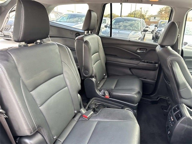 2022 Honda Pilot Elite