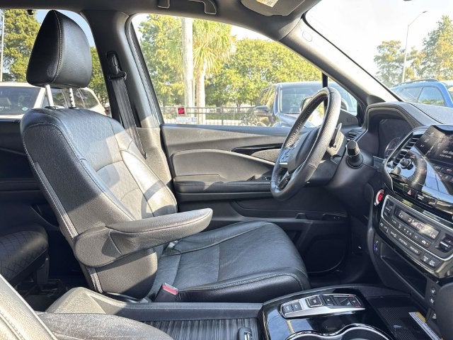 2023 Honda Passport Elite