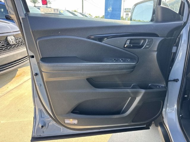 2023 Honda Passport Elite
