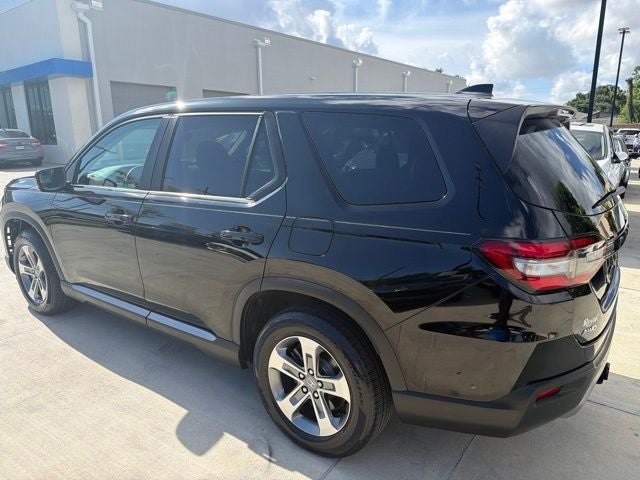 2023 Honda Pilot EX-L 8 Passenger