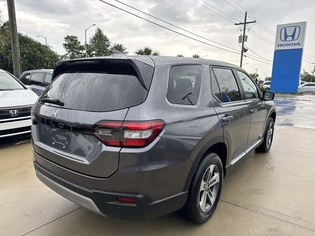 2024 Honda Pilot EX-L 7 Passenger