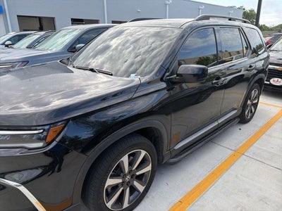 2023 Honda Pilot Touring