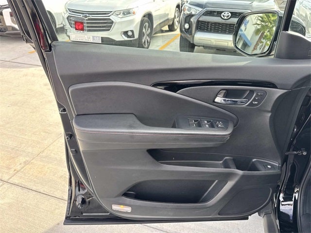 2023 Honda Ridgeline Black Edition