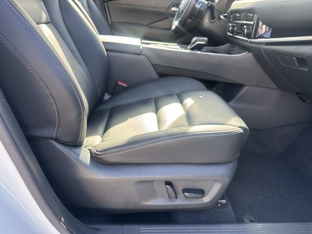 2026 Nissan Rogue SL