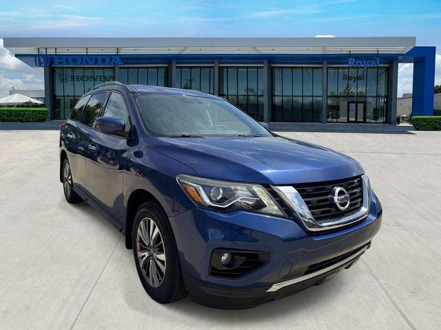 2018 Nissan Pathfinder SV