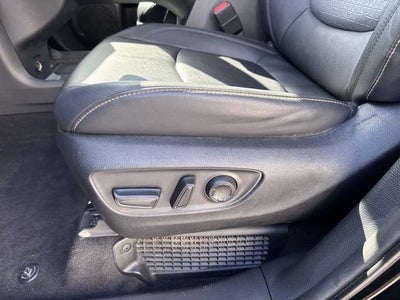 2023 Toyota Sienna Woodland Edition