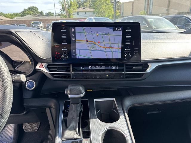 2023 Toyota Sienna Woodland Edition