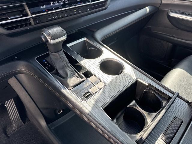 2023 Toyota Sienna Woodland Edition
