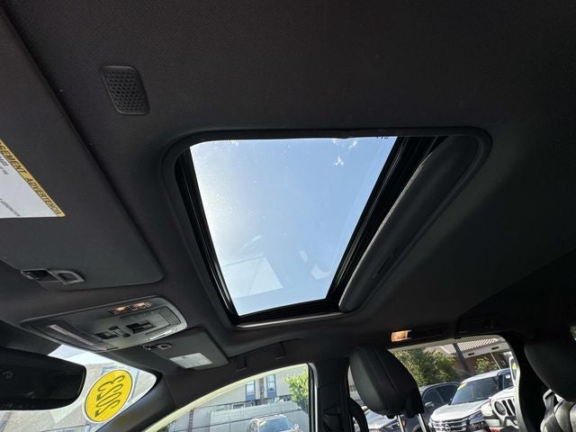 2023 Toyota Sienna Woodland Edition