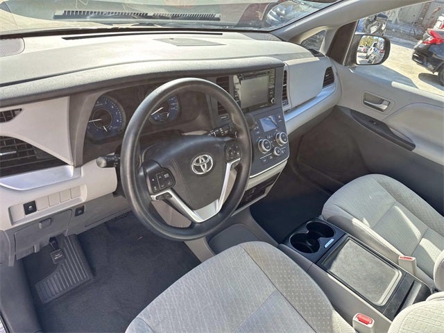 2020 Toyota Sienna LE 8 Passenger