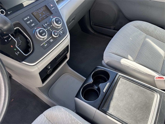 2020 Toyota Sienna LE 8 Passenger