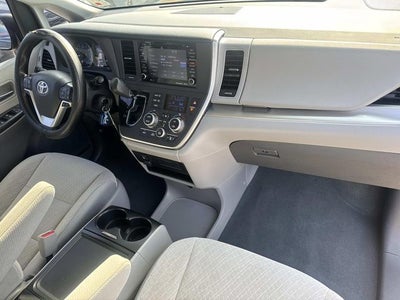 2020 Toyota Sienna LE 8 Passenger