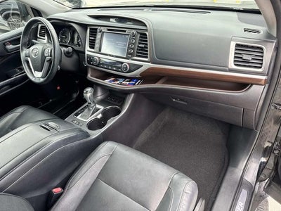 2016 Toyota Highlander Limited Platinum V6