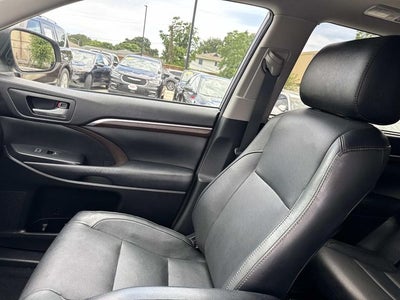 2016 Toyota Highlander Limited Platinum V6