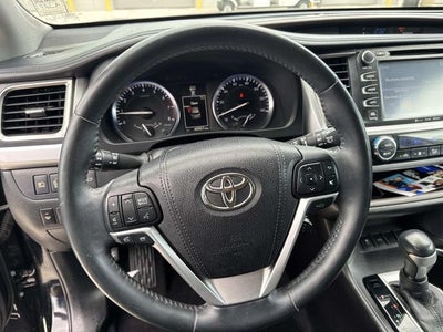 2016 Toyota Highlander Limited Platinum V6
